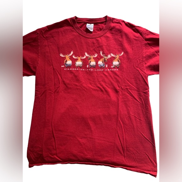 Funny “Moose Bums” Niagara Tee - Picture 1 of 2